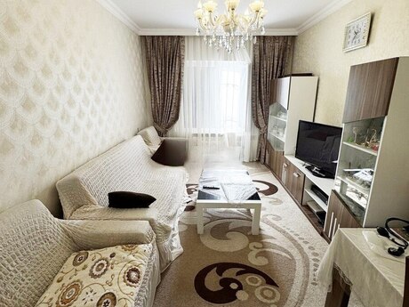 Объявление №6535200 - Баку, пос. Ени Ясамал, 2-комн., 60 м², 2/9 этаж