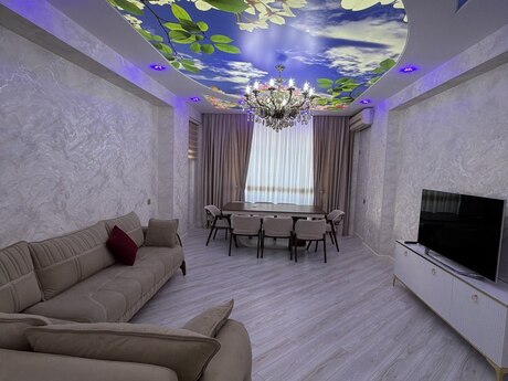 3 otaq · 135 m² · 9/17 mərtəbə, 20 Yanvar