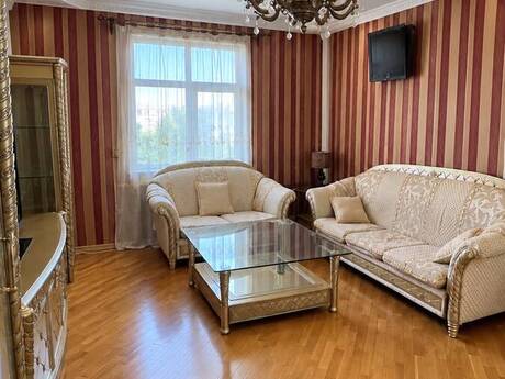 Объявление №6535265 - Баку, м. Иншаатчылар, 3-комн., 130 м², 5/16 этаж