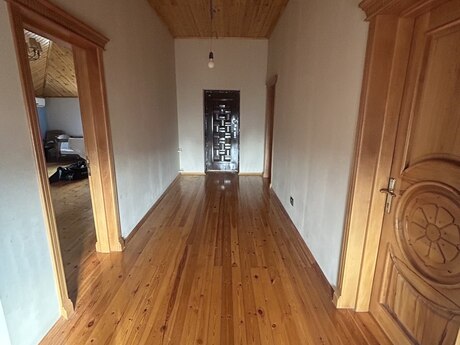 4 otaq · 200 m²