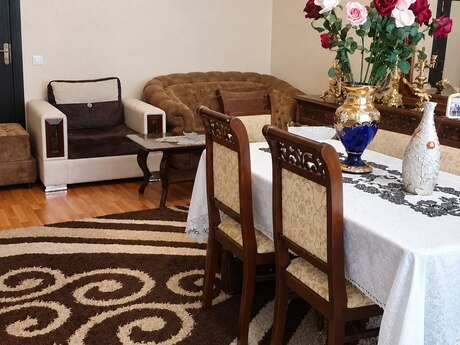 3-room new-build apartment for rent in 8 Noyabr, 130 m², 999 AZN/mo, photo 2 / 11
