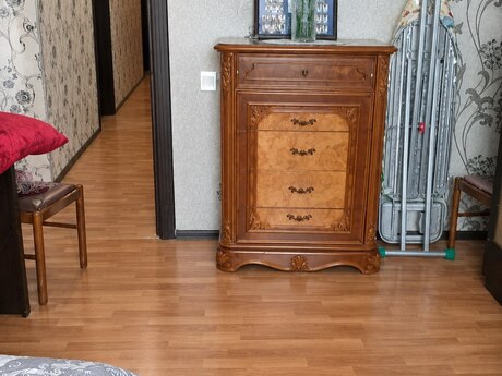3-room new-build apartment for rent in 8 Noyabr, 130 m², 999 AZN/mo, photo 4 / 11