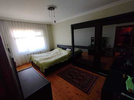 3-room old-build apartment for sale in Həzi Aslanov, 69 m², 178 000 AZN, photo 3 / 10