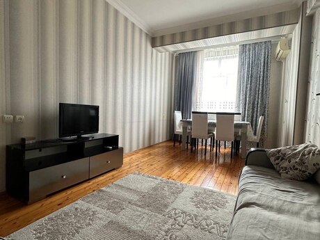 Сдаётся 2-комнатная квартира в новостройке, Həzi Aslanov, 55 м², 530 AZN/мес, фото 2 / 12