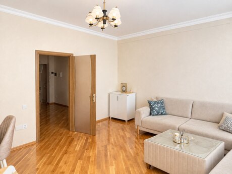 İnşaatçılarda 4 otaqlı yeni tikili mənzil satılır, 135 m², 405 000 AZN, şəkil 2 / 10
