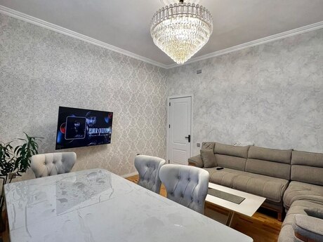 Memar Əcəmidə 2 otaqlı yeni tikili mənzil satılır, 80 m², 259 000 AZN, şəkil 2 / 10