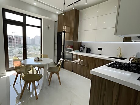 Elan №6535392 - Bakı, Yasamal r., 3 otaqlı, 148 m², 6/27 mərtəbə