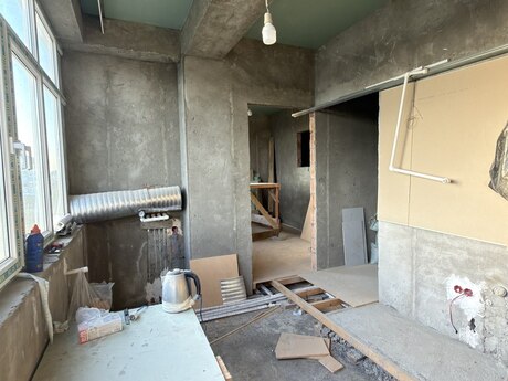 3-room new-build apartment for sale in Qurtuluş 93 residence, 58 m², 73 500 AZN, photo 2 / 11