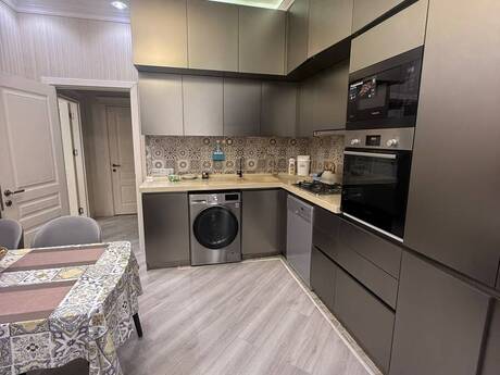 Сдаётся 4-комнатная квартира в новостройке, Nərimanov, 180 м², 1 999 AZN/мес, фото 5 / 12
