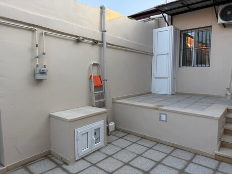 Binəqədidə 2 otaqlı həyət evi kirayə verilir, 65 m², 600 AZN/ay, şəkil 2 / 12