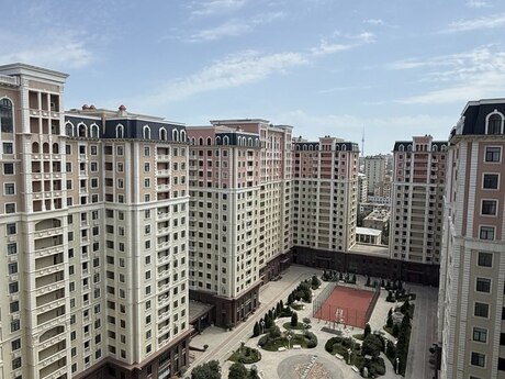 3-room apartment, 153 m², Renessans Palace, 795 000 AZN