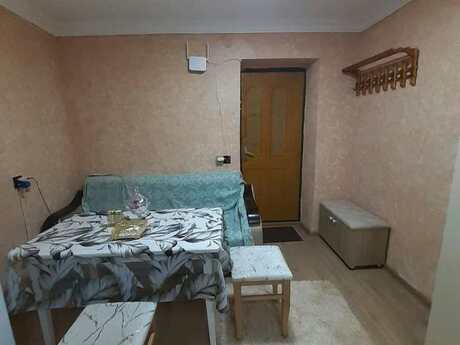 1-room old-build apartment for rent in Elmlər Akademiyası, 33 m², 500 AZN/mo, photo 3 / 9