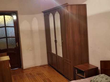 Продаётся 2-комнатная квартира в старом фонде, Nərimanov, 55 м², 140 000 AZN, фото 5 / 10