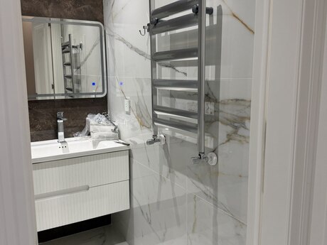 Сдаётся 2-комнатная квартира в новостройке, Azadlıq Prospekti, 60 м², 1 050 AZN/мес, фото 2 / 9