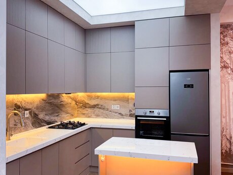 Elan №6535553 - Bakı, 28 May m., 3 otaqlı, 95 m², 5/18 mərtəbə