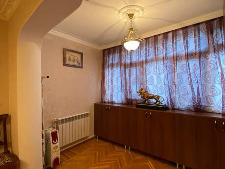 Объявление №6535552 - Баку, м. Нефтчиляр, 4-комн., 100 м², 3/5 этаж