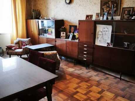 4-комн. · 80 m²