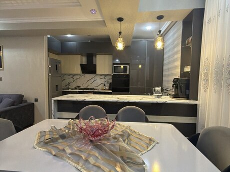 Qurtuluş 93 kompleksində 3 otaqlı yeni tikili mənzil satılır, 82 m², 114 000 AZN, şəkil 4 / 12
