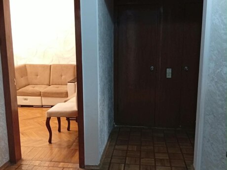 3-room old-build apartment for rent in Əhmədli, 90 m², 700 AZN/mo, photo 2 / 12