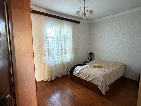 Qaraçuxurda 3 otaqlı həyət evi satılır, 110 m², 150 000 AZN, şəkil 2 / 11
