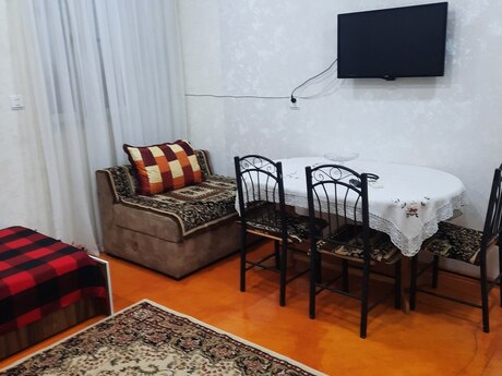 Kubinkada 1 otaqlı köhnə tikili mənzil kirayə verilir, 45 m², 500 AZN/ay, şəkil 2 / 11