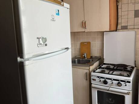 İnşaatçılarda 2 otaqlı köhnə tikili mənzil kirayə verilir, 50 m², 600 AZN/ay, şəkil 5 / 7