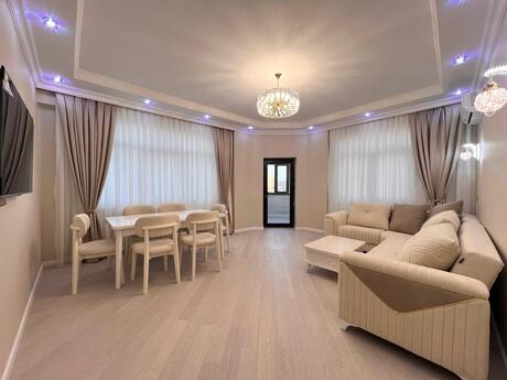 Elan №6535626 - Bakı, Şah İsmayıl Xətai m., 2 otaqlı, 100 m², 10/21 mərtəbə