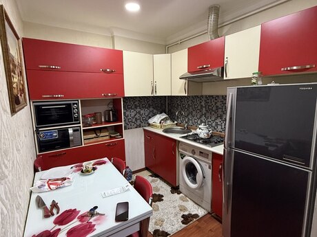 2 otaq · 60 m² · 3/14 mərtəbə, 8-ci kilometr