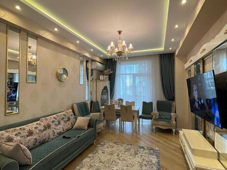 2 otaq · 65 m² · 11/17 mərtəbə, Azadlıq Prospekti