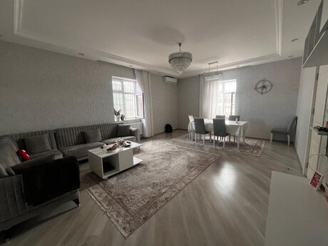 Binədə 4 otaqlı həyət evi satılır, 150 m², 93 000 AZN, şəkil 2 / 12