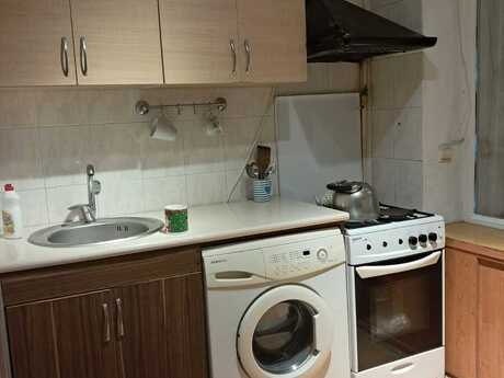2-room apartment, 90 m², Gənclik, 550 AZN