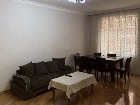 20 Yanvarda 3 otaqlı yeni tikili mənzil kirayə verilir, 135 m², 850 AZN/ay, şəkil 2 / 5
