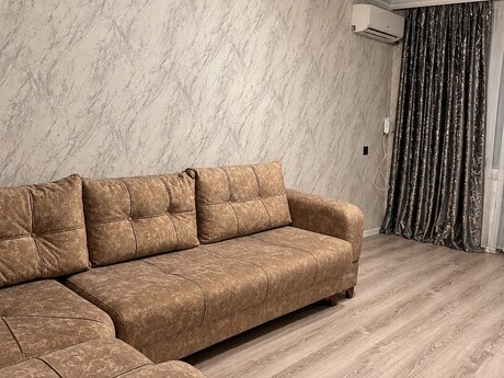 Продаётся 2-комнатная квартира в старом фонде, Neftçilər, 35 м², 125 000 AZN, фото 2 / 8