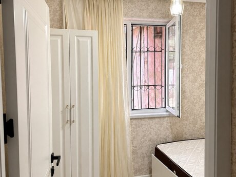 Продаётся 2-комнатная квартира в старом фонде, Neftçilər, 35 м², 125 000 AZN, фото 4 / 8