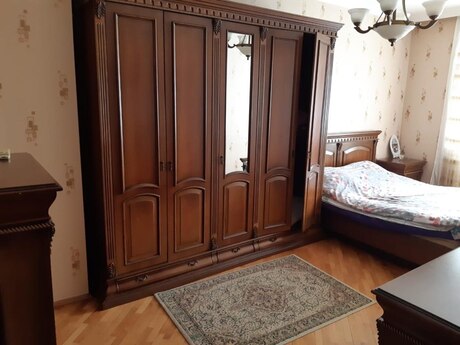 3-room new-build apartment for rent in Gənclik, 130 m², 1 000 AZN/mo, photo 4 / 12