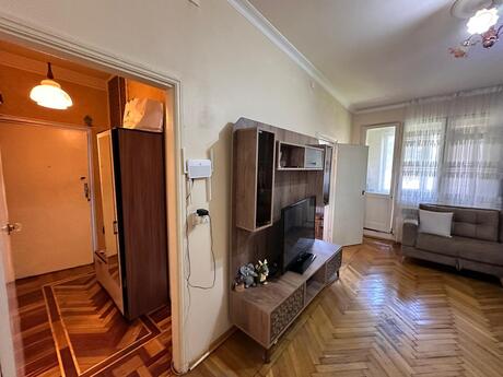 2-room old-build apartment for sale in 8 Noyabr, 48 m², 147 000 AZN, photo 3 / 10