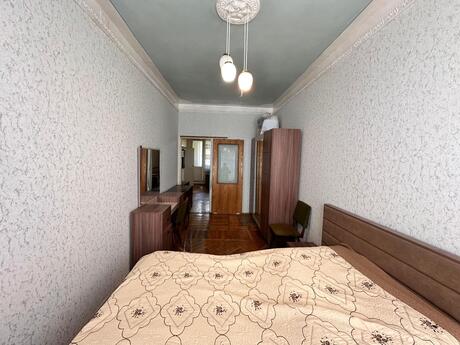 2-room old-build apartment for sale in 8 Noyabr, 48 m², 147 000 AZN, photo 5 / 10