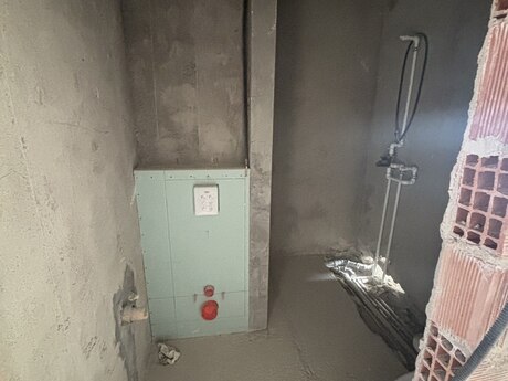 Qaraçuxurda 4 otaqlı köhnə tikili mənzil satılır, 100 m², 159 000 AZN, şəkil 4 / 12