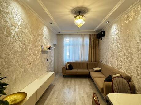 2 otaqlı mənzil, 57 m², Qurtuluş 93, 66 000 AZN
