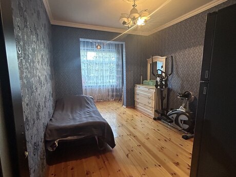 Hövsanda 4 otaqlı köhnə tikili mənzil satılır, 90 m², 155 000 AZN, şəkil 3 / 12