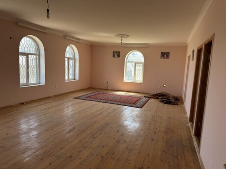Novxanıda 5 otaqlı həyət evi satılır, 380 m², 250 000 AZN, şəkil 2 / 12
