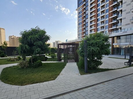 Продаётся 2-комнатная квартира в новостройке, ЖК Lake City, 45 м², 195 000 AZN, фото 2 / 11