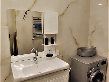 Nəsimidə 2 otaqlı yeni tikili mənzil kirayə verilir, 75 m², 1 050 AZN/ay, şəkil 3 / 12