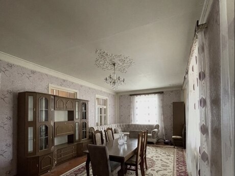 Сдаётся 2-комнатный дом, Buzovna, 180 м², 400 AZN/мес, фото 2 / 5