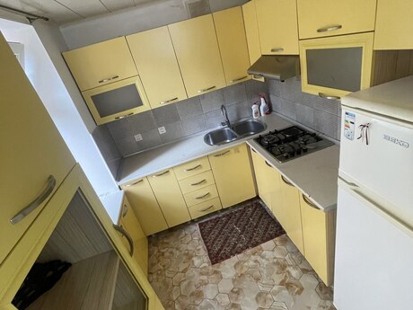 Сдаётся 2-комнатная квартира в старом фонде, Nəriman Nərimanov, 70 м², 750 AZN/мес, фото 5 / 9