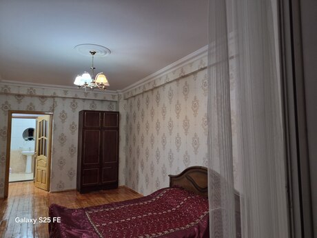 Badamdarda 2 otaqlı yeni tikili mənzil kirayə verilir, 110 m², 700 AZN/ay, şəkil 3 / 12