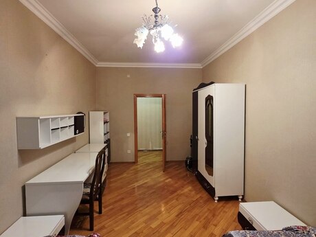 Memar Əcəmidə 2 otaqlı yeni tikili mənzil kirayə verilir, 90 m², 700 AZN/ay, şəkil 4 / 9