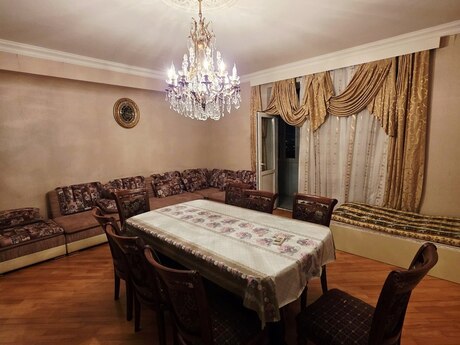 Memar Əcəmidə 2 otaqlı yeni tikili mənzil kirayə verilir, 90 m², 700 AZN/ay, şəkil 2 / 9