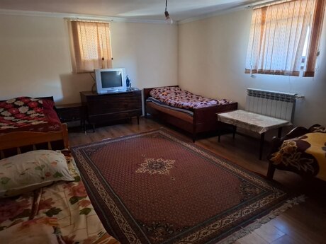 M.Ə.Rəsulzadədə 1 otaqlı həyət evi kirayə verilir, 40 m², 400 AZN/ay, şəkil 2 / 10