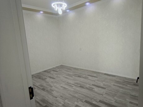 Binədə 2 otaqlı həyət evi satılır, 65 m², 39 000 AZN, şəkil 2 / 12